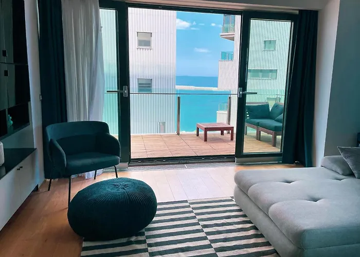 Beachfront Designer Apt, 100 Sqm, 2-Bath, Huge Terrace On The Sea Shore